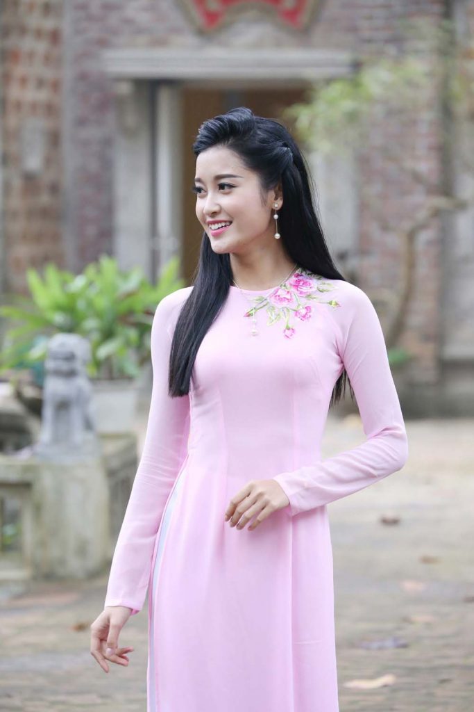 History of the ao dai costumes in Vietnam | Vietnamimmigration.com ...