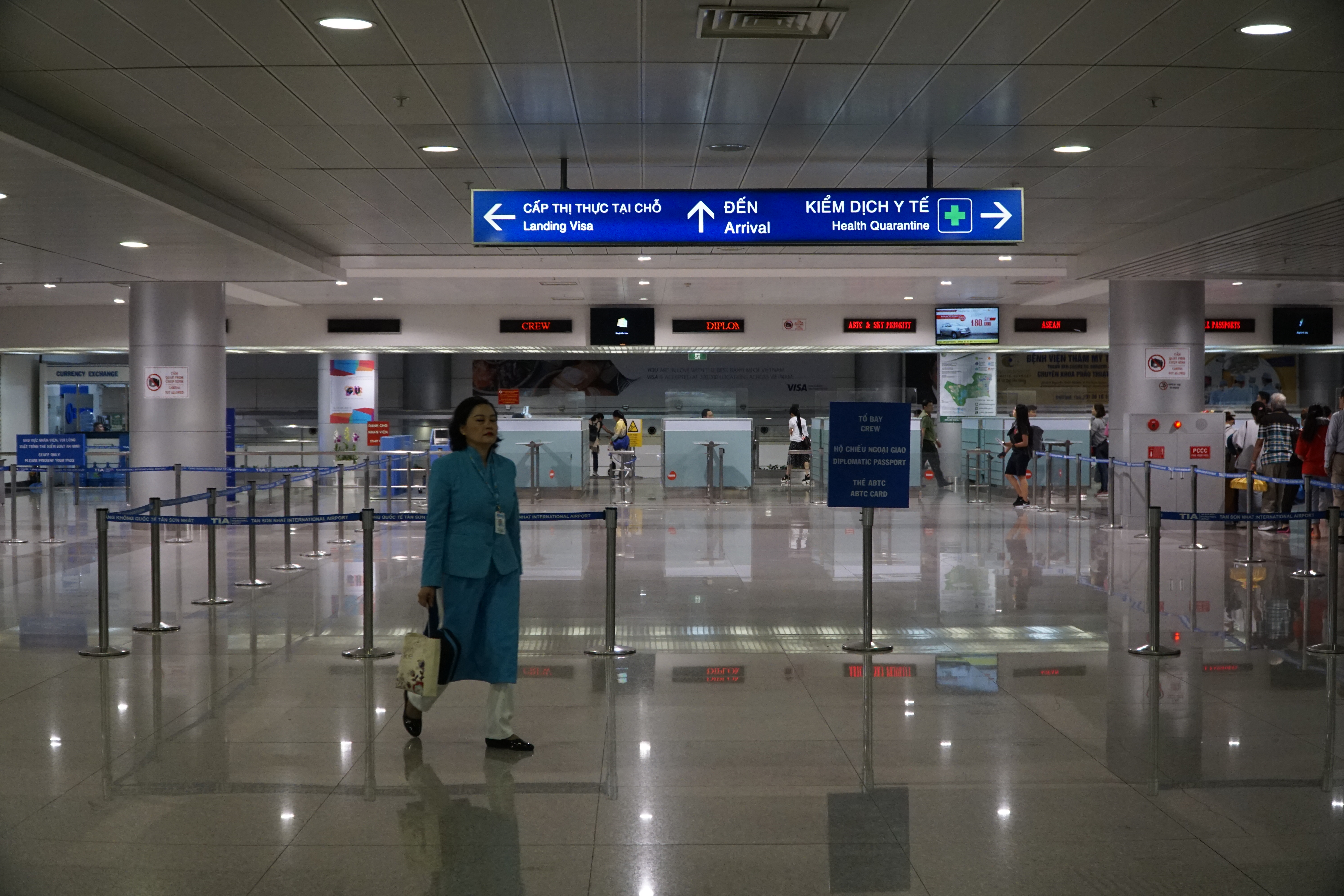 The Fastest Way to Process Vietnam Landing Visa at Ho Chi Minh Airport 2025